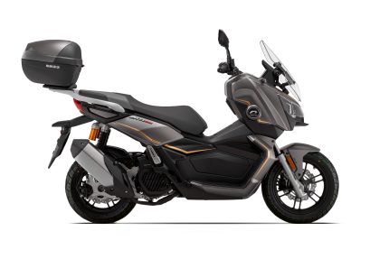 QJMOTOR ATR 300 – snažan skuter od 250 ccm za grad i put